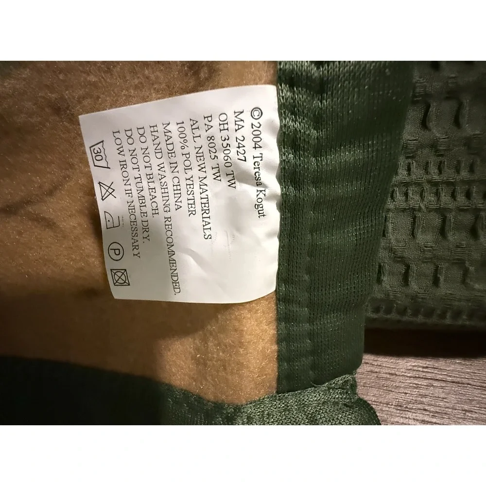 Old Friend Teddy Bear Fleece Throw Blanket 61x49 Cozy Plush Decor